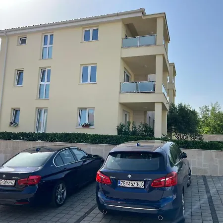 Sven Apartment